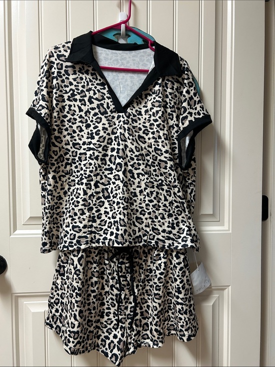 Yousify Tops - Leopard Print Short Sleeve short set- Black & Cream